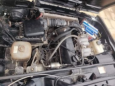 kia rio ehtiyyat hisseleri: Model: Lada (VAZ) 2107 Kuzov: sedan, qara rəng Yanacaq: benzin — 7