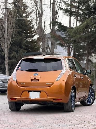 Nissan Leaf – tam elektrikli hetçbek Salam Avtomobil satlir lalafo.az -da Nissan Leaf – tam elektrikli hetçbek Salam Avtomobil satlir