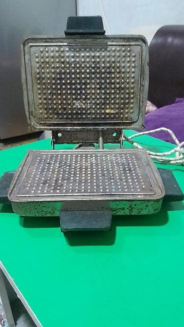 Elektrikli vafli aparatı / sendviçi peçi super köhnə model olsada çox