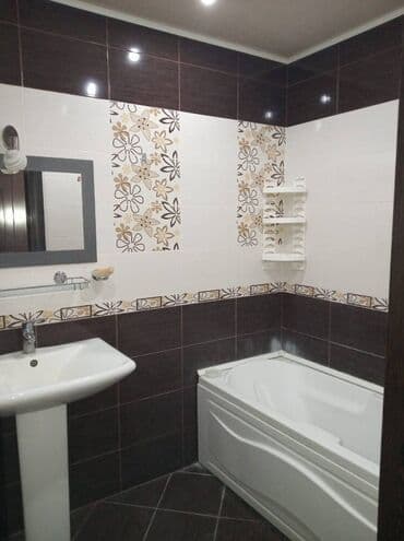 9 ci mikrorayon satilan evler: Bakı, 3 otaqlı, Köhnə tikili, m. Xalqlar Dostluğu, 50 kv. m — 5