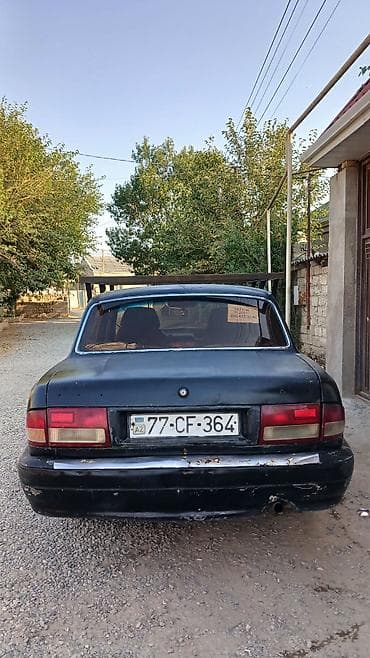 raf 4: QAZ 3110 Volga: 2.4 l | 2001 il 363998 km Sedan — 2