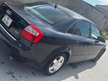 masini: Audi A4: 1.8 l | 2002 il Sedan — 3