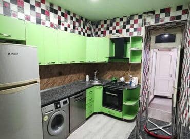 sebail rayonu kiraye evler: Səbail rayonu icəri şəhər metrosunun yaxınlığında 5 mertebeli binanın — 5