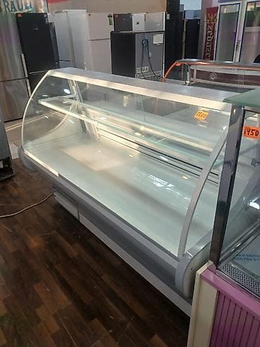 Soyuduculu vitrin – şirniyyat, desert, qəlyanaltı və süd məhsullarının