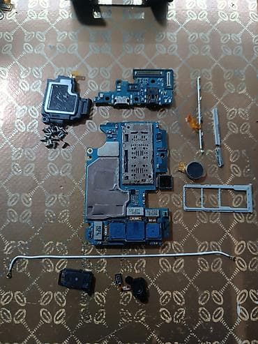 telfon samsuq: Samsung smartfon üçün ehtiyat hissələri paketi Tərkib: - Ana plata — 1