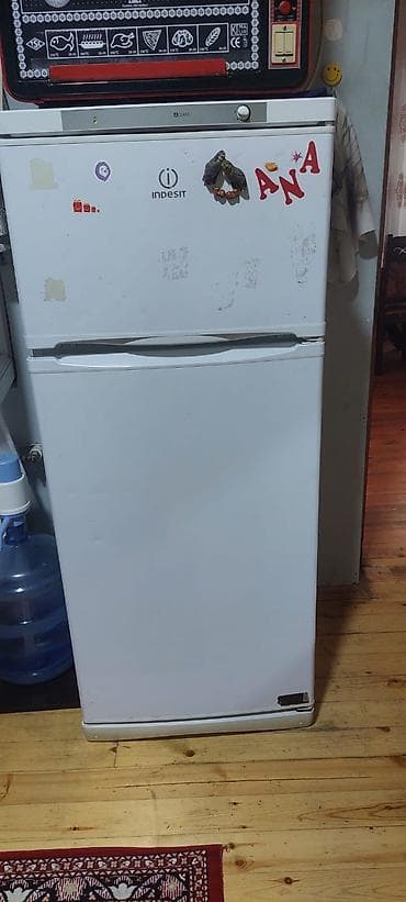 xoladelnik: Indesit iki qapılı soyuducu - Brend/model: Indesit (üstü soyuducu — 2