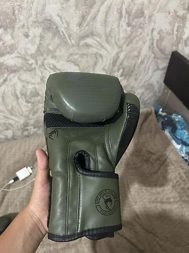 kask boks: Venum boks əlcəkləri – yaşıl/qaranın kombinasiya rəngi - Brend: Venum — 3