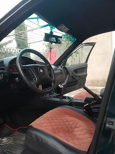 disk teker alemi: BMW sedan, yaşıl-mavi (tünd petrol) rəng. E36 kuzov. - 4 qapı, salon — 7