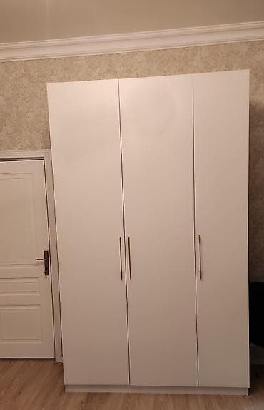 İşlənmiş, 3 qapılı, Ağ, Digər material, Açılan, Düz dolab