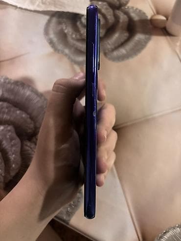 8 pulus: Redmi smartfon - Rəng: mavi (parlaq gradient arxa panel) - Ekran — 3