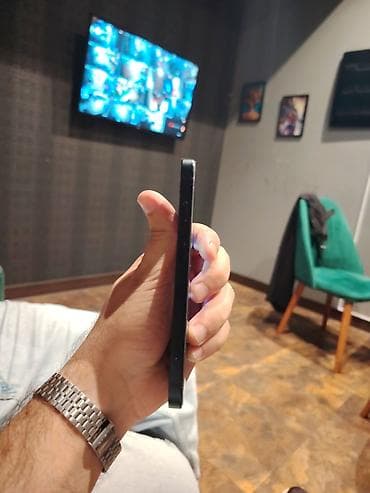 tank 3 pro max: IPhone 13 mini, 128 GB, Qara — 5