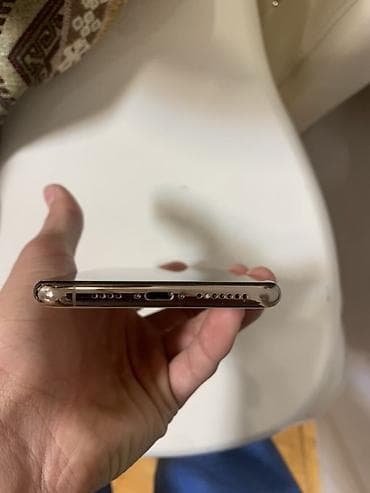 iphone 6 j: IPhone 11 Pro, Qızılı, Face ID — 6