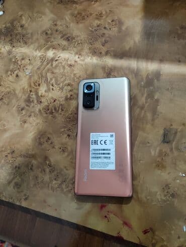 samsung galaxy a01: Sensorlu smartfon - Tam ekran ön panel, mərkəzdə ön kamera üçün deşik — 4