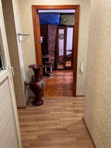 sumqayit 6 ci mikrorayon: Bakı, 3 otaqlı, Köhnə tikili, 74 kv. m — 11