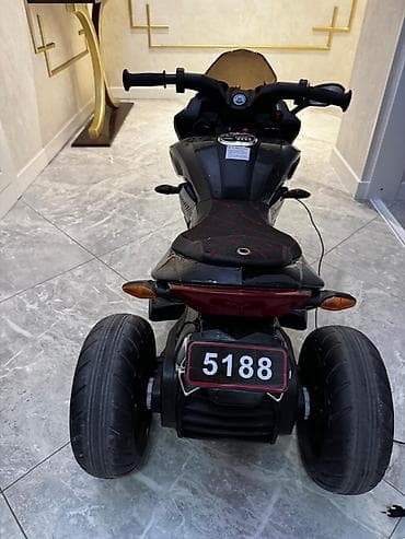 elekt: Uşaq üçün elektrikli üçtəkər motosiklet - Rəng: qara, idman üslublu — 4