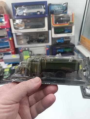 Hər vaxtiniz xeyr olsun. Deagostini firmasinin istehsali olan 1/43 — 4