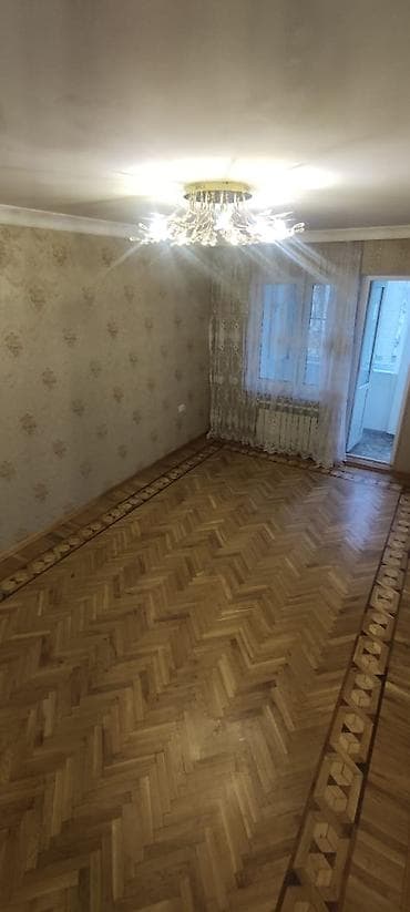 lalafo ev elanlari baki: Bakı, 3 otaqlı, Köhnə tikili, m. Memar Əcəmi, 95 kv. m — 3