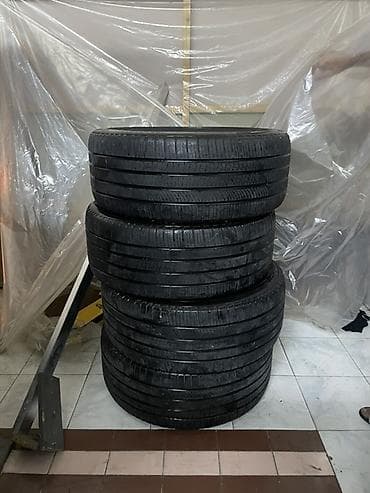 Şin Pirelli 285 / 40 / R 23 — 2
