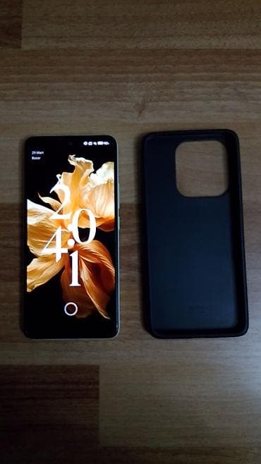 xiaomi redmi note 8 pro satilir: Redmi smartfon Xüsusiyyətlər: - Ekran: Tam ekran, mərkəzi punch-hole — 4