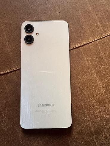 samsung e200: Samsung Galaxy A06 — 2