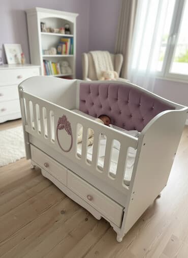 elektron beşik: Qız üçün, İşlənmiş, Dördbucaq, Beşik, Dəstsiz, Matras ilə, Yellənmə mexanizm ilə — 1