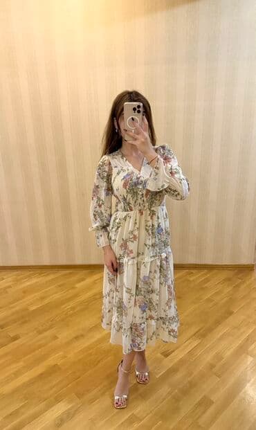 детские платья с длинным рукавом: Zərif qadın paltarları kolleksiyası 🌸 Hər biri 1 dəfə geyinilib, çox — 3