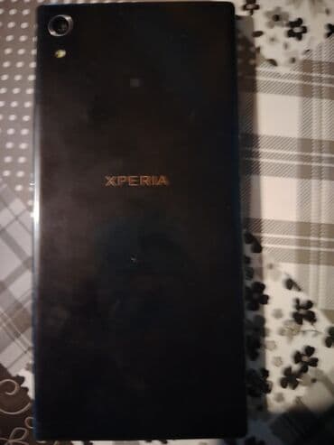 телефон fly iq445: Sony Xperia Z3+, 64 GB, rəng - Qara — 2
