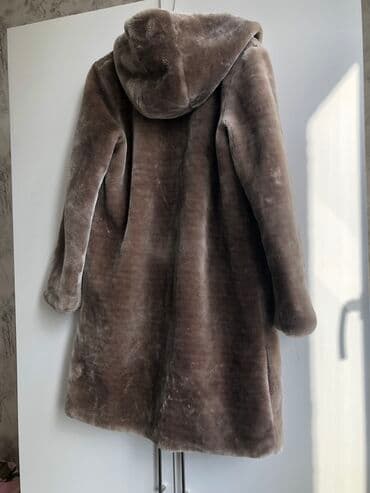 Digər qadın geyimləri: Cəmi 2 dəfə işlənmiş dublyonka. Qışda gözəl isti tutur. Defekti — 5