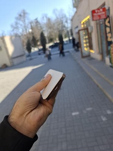 ikinci el redmi note 9: IPhone 16 Pro, 256 GB, Desert Titanium, Zəmanət, Barmaq izi, Simsiz şarj — 2