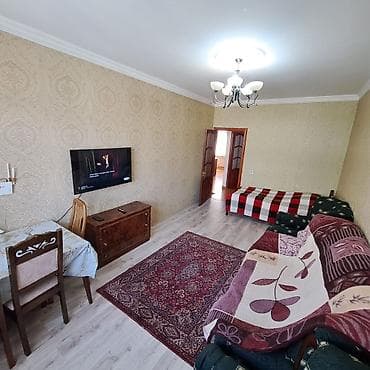 kiraye evler 2023 ecemi: RAZIN MERKEZ 150Azn KAMUNAL DAXIL.XANIM OTAQ YOLDAWI.2XANIM QALIR — 1
