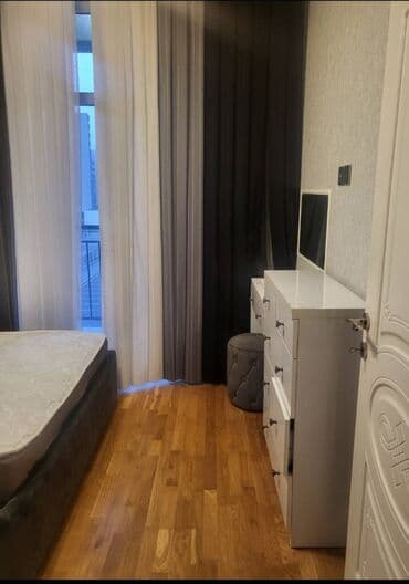 kirayə ev ayliq: Yasamal rayonu,Dadaş Bünyadzadə,kristal abşerona aiddir spar — 3