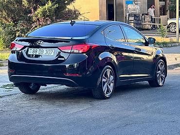 бу аккумулятор: Hyundai Elantra: 1.8 л | 2014 г. Седан — 2
