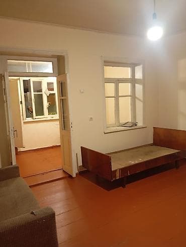 qaraçuxurda ev: Yasamalda İnşaatçilar mt düz çixisinda 3 otaqli addelni çixişli ev — 1