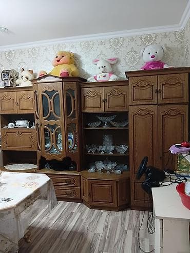 Klassik üslubda iri ölçülü qonaq otağı mebeli dəsti Tərkibi və
