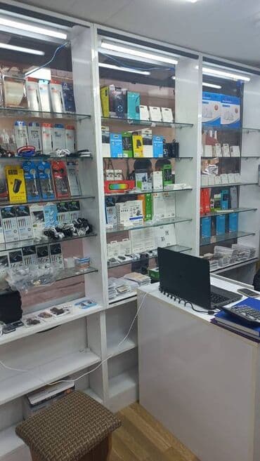 nerimanovda obyekt satilir: Nərimanov metrosuna yaxin yerləşən telefon maqzanin icinde etir ayi — 3