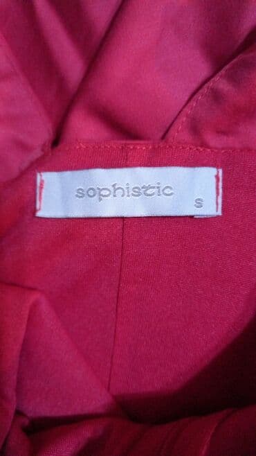 bir qadin 370: Xanım üçün qırmızı rəngli, sərin materialdan içi astarlı, ətəyi klyoş — 6