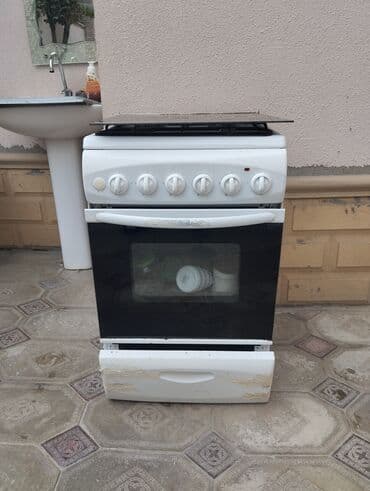 pilasdiq qapi: Qaz sobası və plitə - 4 gözlü qaz plitəsi: üst hissədə metal qəfəs — 2