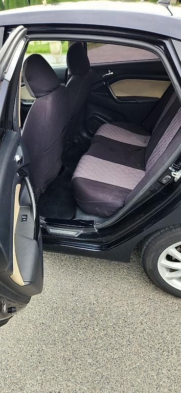 cruze qapi: Changan Alsvin: 1.6 l | 2017 il 240000 km Sedan — 8