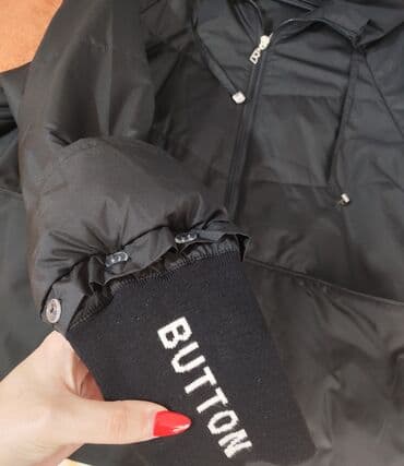 qadin koftasi: Satılır demek olar yenidir,1-2defe geyinilib Turkiyenindid Qu tukudur — 4