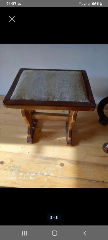 Taxtalı çay masası və oturacaq (puf) - Material: kütük/taxta