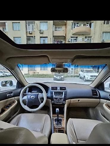 byd masin: BYD F6 sedan - Kuzov: 4 qapılı sedan, ağ rəng, aerodinamik xətlər — 2