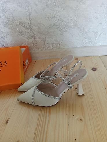 ilan sep: Villa Rina “Style of Italy” qadın tuflisi - Rəng: süd ağ/ekru - — 3