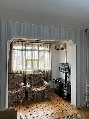 zig kiraye evler: Neftçilər Metrosuna yaxın məsafə Bəkir Çobanzadə 35 Küçəsi(Hamı — 9