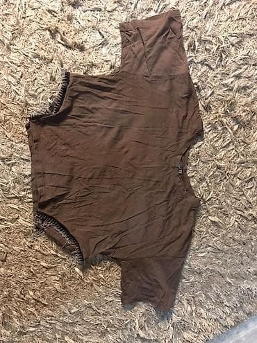 uzunqol bodi: Qadın geyim dəsti – 4 parçadan ibarət 1) Alo markalı ağ bodi - — 5