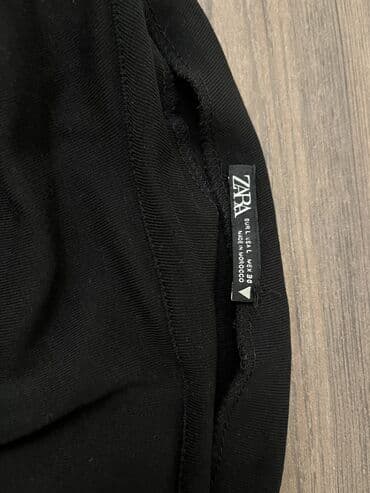 şüa eynəkləri: Zara asimetrik çiyin qara kofta 
Çiyni büzgülüdür - Geyilib — 6