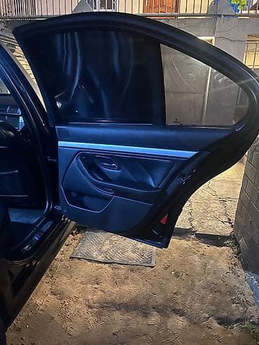 bmw 525: BMW 525: 2.5 l | 2001 il Sedan — 10