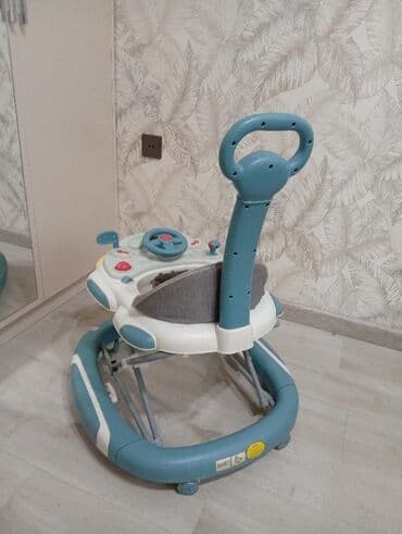 Məktəb çantaları: Dilek…. manej yeni kimidir 45 azn. musiqilidir üzərində hədiyyə olaraq — 2