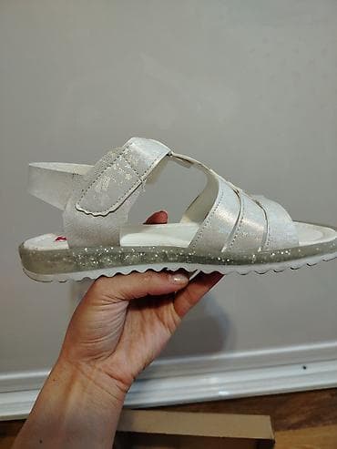 Bayram kostyumları: Rəng - Ağ Basanojkalar, Ölçü: 34, Qız üçün — 2