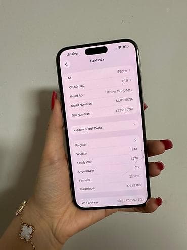 IPhone 15 Pro Max, 256 GB, Natural Titanium — 8