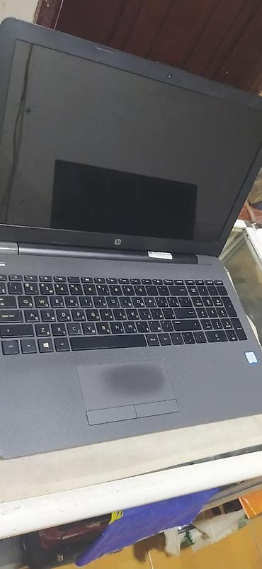 ssd 480gb: HP 15.6 ", Intel Core i3, 256 GB — 2